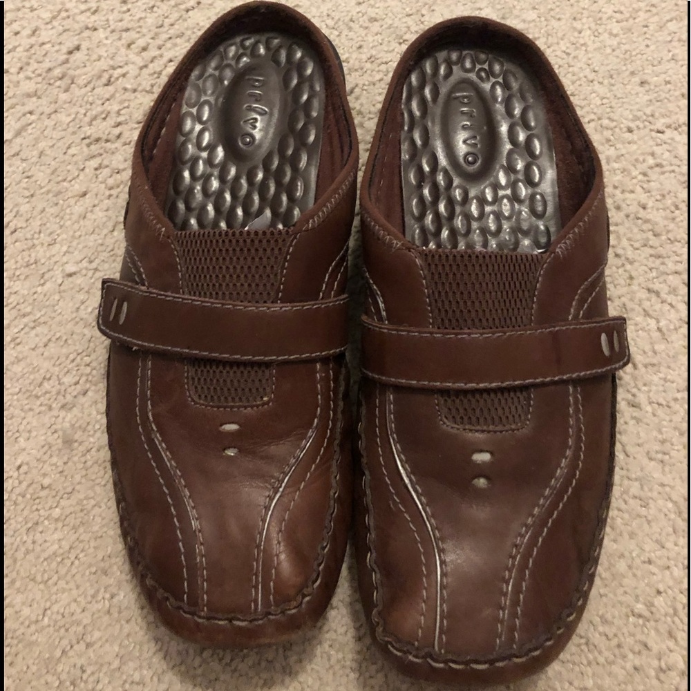 Women’s size 9M Privo by Clark’s